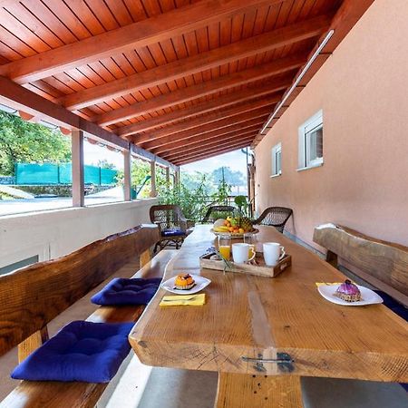 Apartman Nora Mucici Exteriör bild